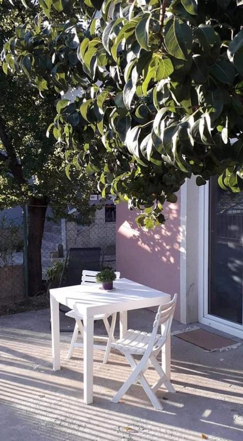 Apartman Milica โปชาเรวัซ ภายนอก รูปภาพ